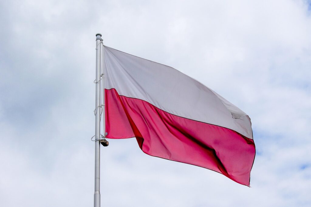 flag, mast, poland, wind, symbol, fluttering